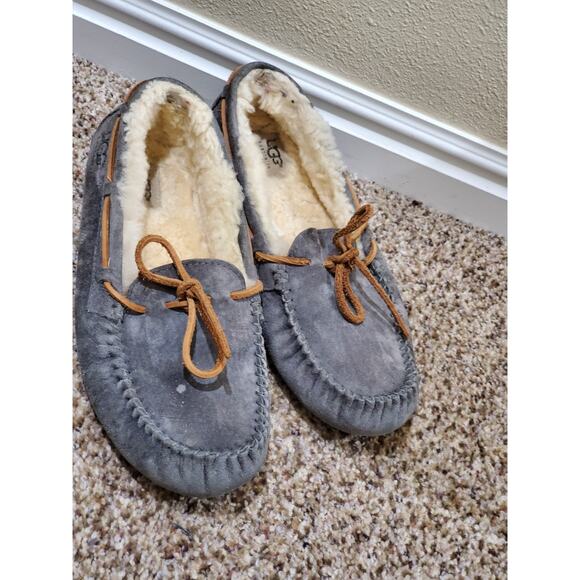 UGG Australia Men's Dakota Moccasin Slippers Gray Suede Shearling Lined Size 8? - Picture 3 of 11